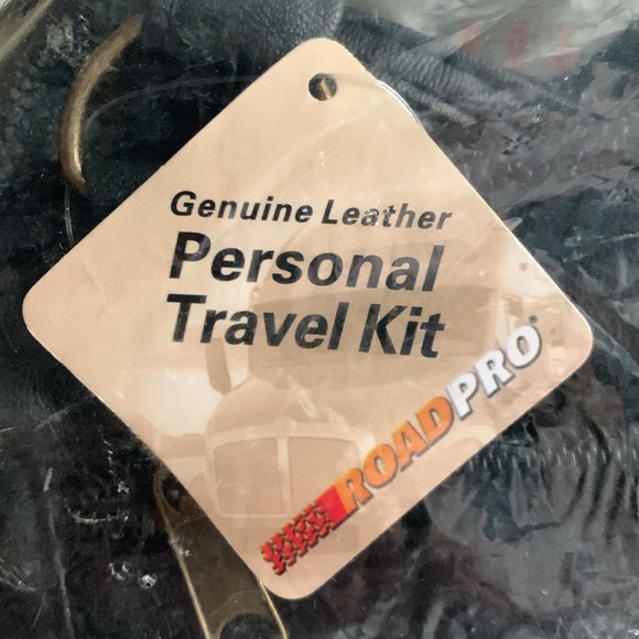 NWT Road Pro black leather Personal Travel Kit. Bottom approximately 8” x 5”. - Picture 2 of 6